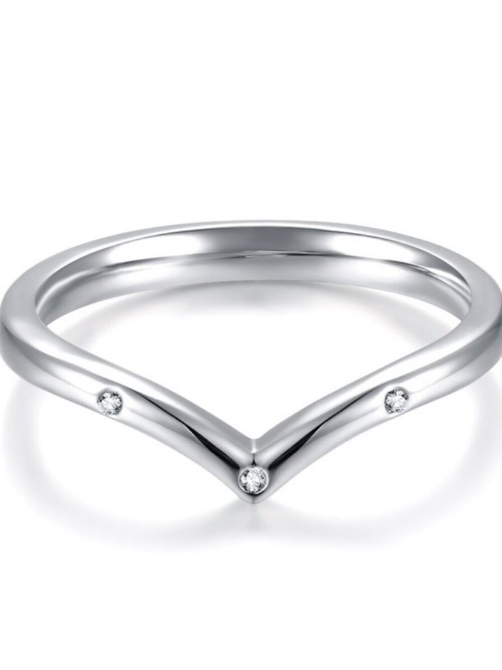 Chevron ring in Sterling Silver with 3 bezel set CZ's
